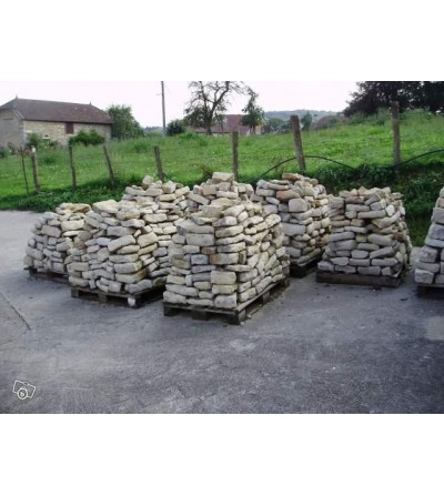 Limestone stable pavements